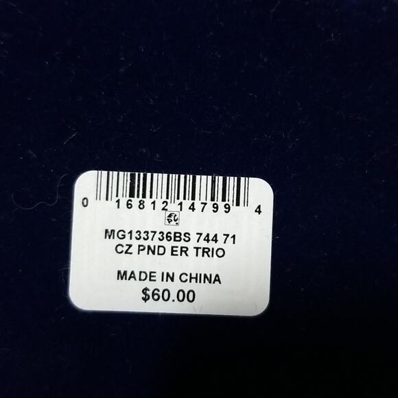 Dancraft Fine Silver Plate "Mom" Necklace set Cubic Zirconia - Picture 5 of 5